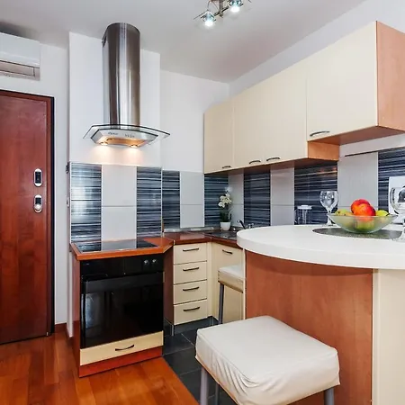 Apartman Ivana Apartment *